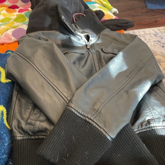 New York and Co. bomber Jacket - Picture 2 of 4